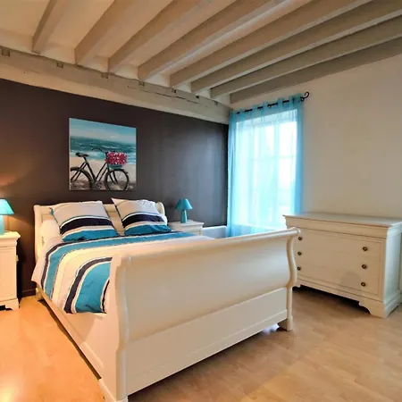 Holiday home Aube Au *