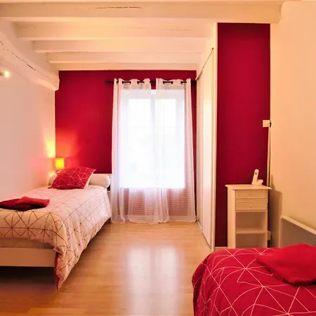 Aube Au Holiday home